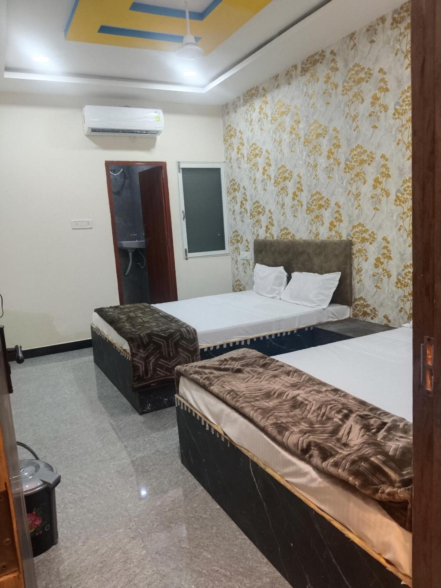 Hotel Somnath Inn Ujjain Exterior photo